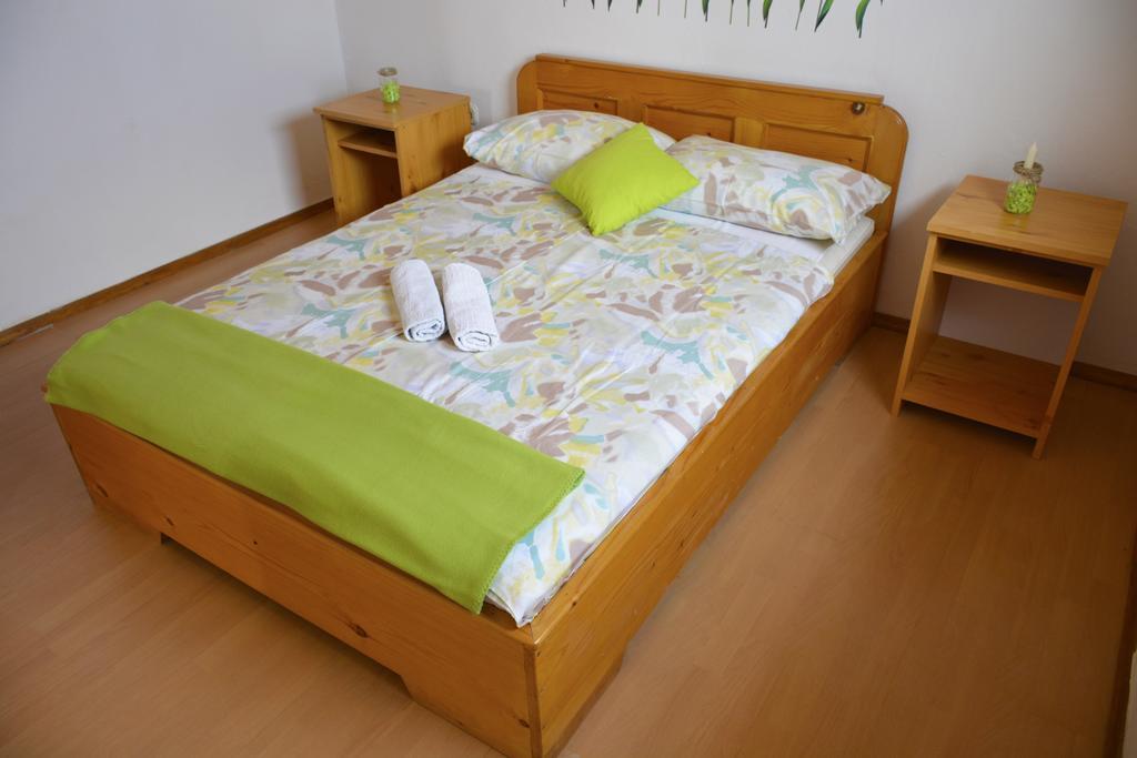 Apartments Maja Vir Zewnętrze zdjęcie