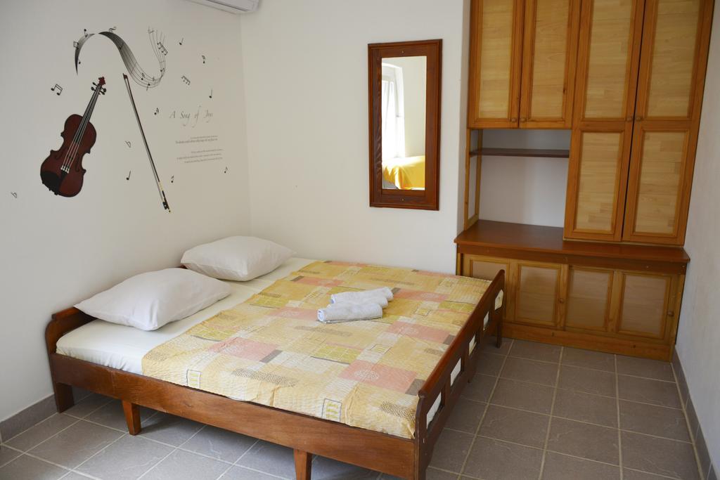 Apartments Maja Vir Zewnętrze zdjęcie